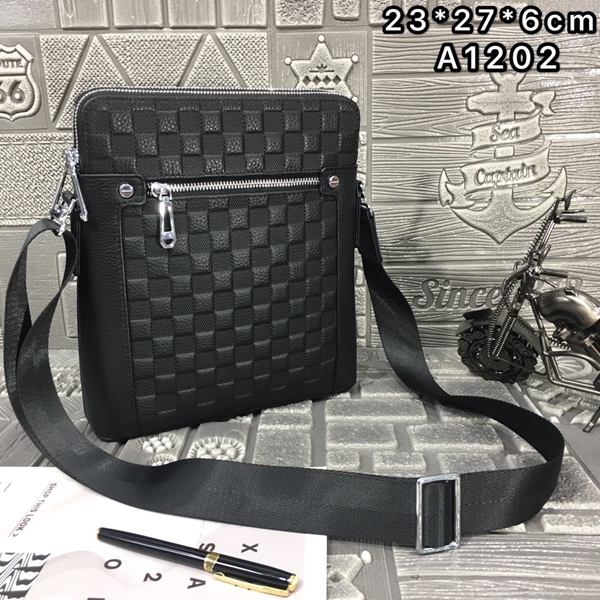 スーパーコピーブランドバッグ正面デザイン